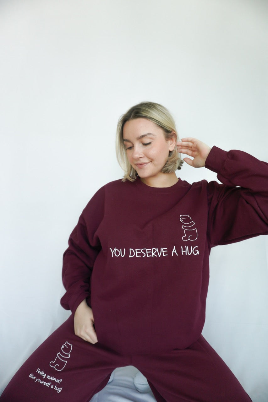 You Deserve a Hug Crewneck Sweatset